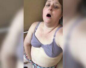 32 Orgasm in a Day Challenge: 9 of 32