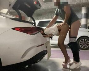 Angela Doll - FULL ANAL: a stranger sodomizes me in the trunk of his car