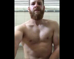 Bearded ginger muscle guy wank his cock