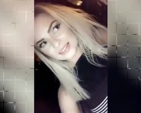 Hot Blonde MILF Dildong Pussy inside Car and Gets really Wet - Snapchat