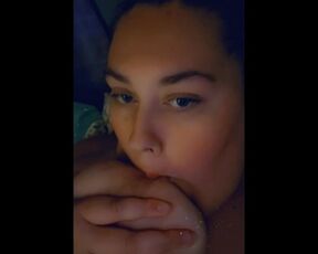 Bbw sucking my own nipples