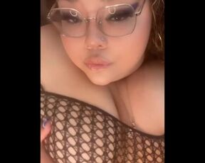 Pretty BBW Talking To You So You Can Cum Together